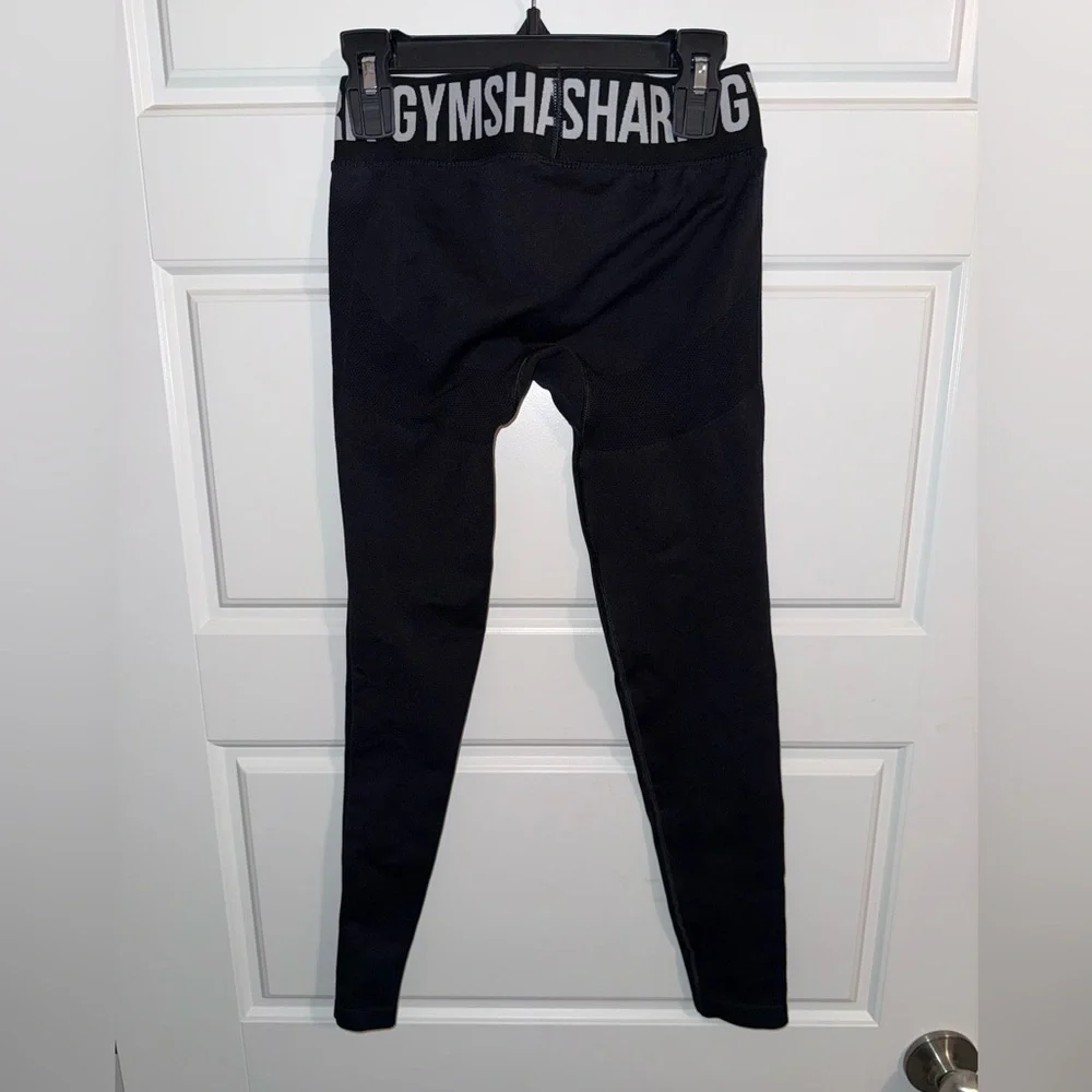 Gymshark Black and White Branded High-Waist Leggings‎